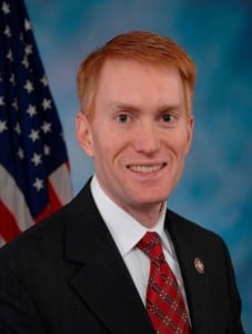 Senators Introduce Bipartisan Bill To Improve Election Cyber Security