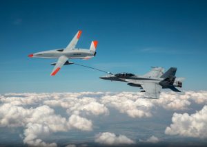 The Boeing MQ-25A T-1 test asset conducts the first refueling between an unmanned aircraft and a manned F/A-18E/F Super Hornet on June 4, 2021. (Photo: Boeing)