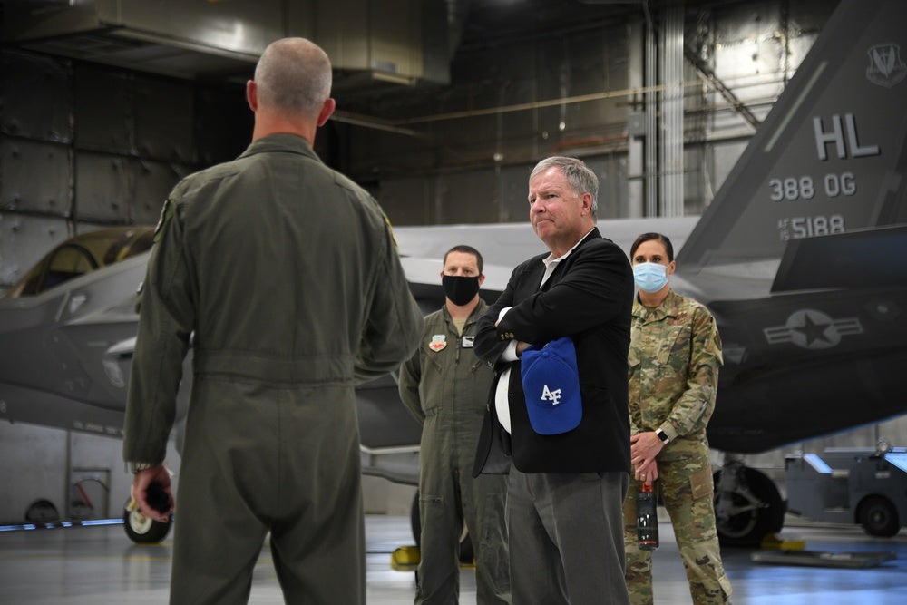 Defense Daily, Monday, January 8, 2023, Vol. 301, Issue 4