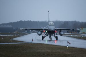 USAF to Equip F-16 Fighters with New EW Suite