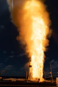 USS Fitzgerald (DDG-62) launches a Standard Missile-3 Block IA as part of international Pacific Dragon 2022 biennial exercise in the Hawaiian Islands Operating Area. (Photo: U.S. Navy)