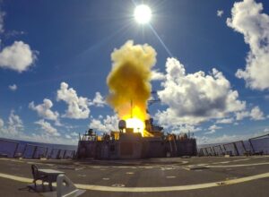 The Arleigh Burke-class guided-missile destroyer USS Barry (DDG-52) launches a Standard Missile (SM)-2 during a live-fire missile exercise as part of Pacific Vanguard (PV) 22 while operating in the Philippine Sea on Aug. 28, 2022. (Photo: U.S. Navy by Mass Communication Specialist 1st Class Greg Johnson)