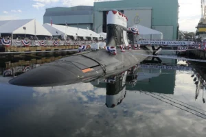 The Virginia-class attack submarine Pre-Commissioning Unit (PCU) North Dakota (SSN 784) is moored in the graving dock at General Dynamics Electric Boat shipyard moments before its christening ceremony in November 2013. (Photo: U.S. Navy by John Narewski)