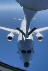 Metrea Performs First Commercial Aerial Refueling With Navy P-8s