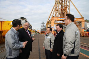 Secretary of the Navy Carlos Del Toro visits Hanwha Ocean shipyard in Geoje, Republic of Korea on Feb. 27, 2024. (Photo: U.S. Navy via Hanwha Ocean photo/released)