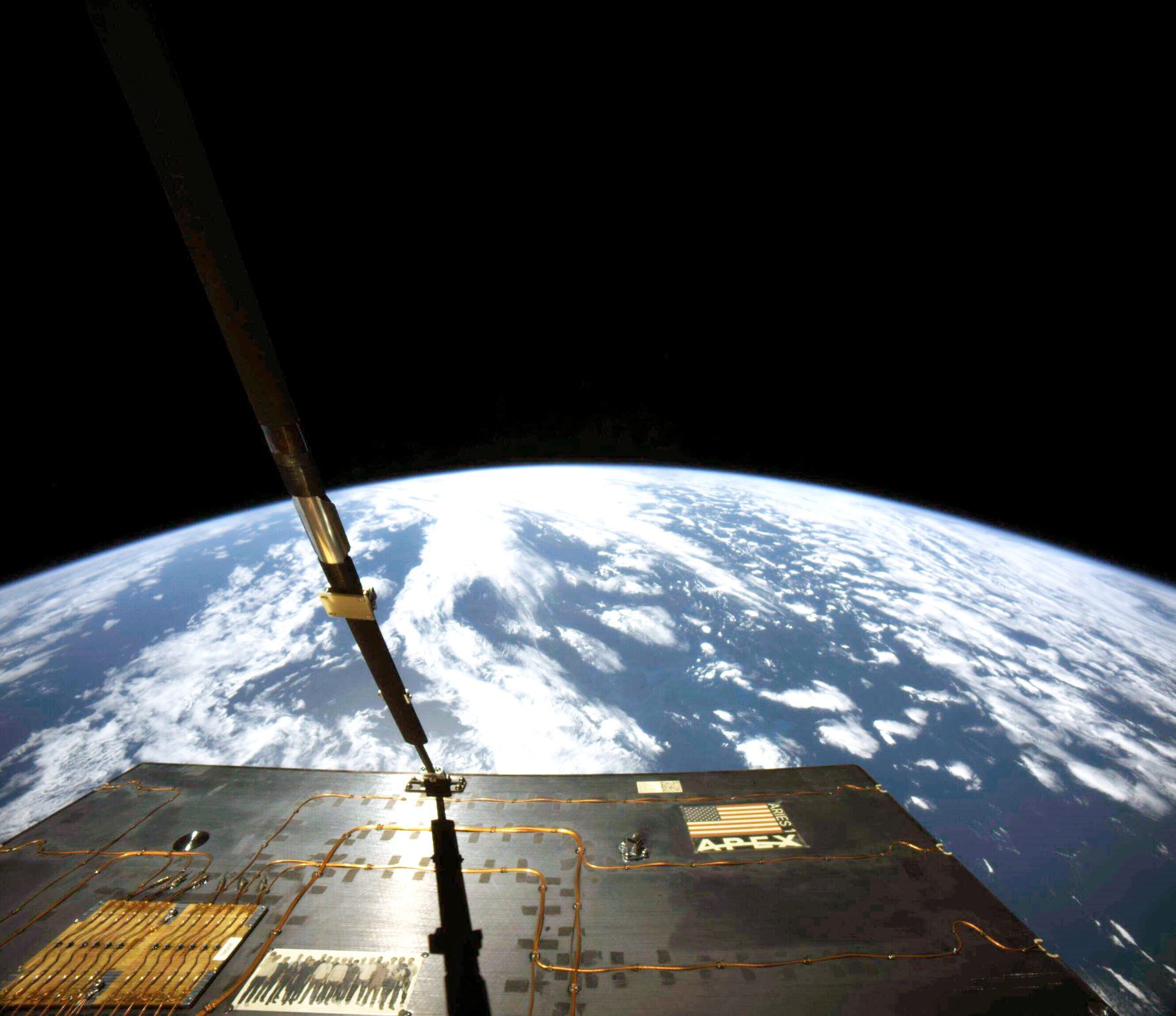 Apex To Begin Deliveries Of New Satellite Bus In 2025 Defense Daily