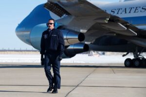 Boeing Tells USAF It Could Deliver VC-25Bs Earlier with Change in Requirements
