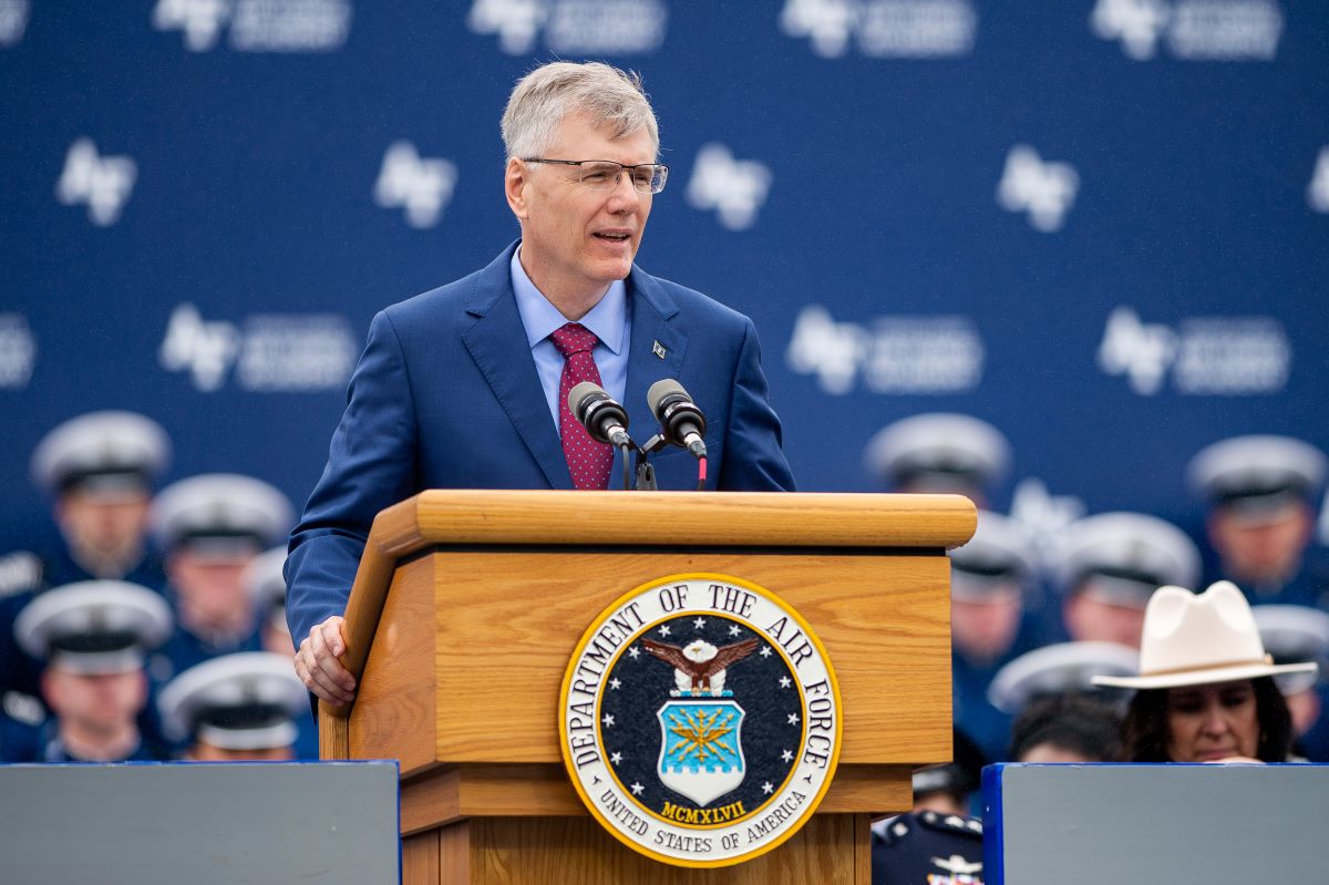 U.S. Space Force Halts Tranche 3 of Transport Layer, Looks Into New Communications Options
