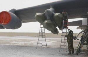 USAF “Boneyard” Personnel to Show Industry Reps B-52H Carriage Equipment to Be Modified for LRSO