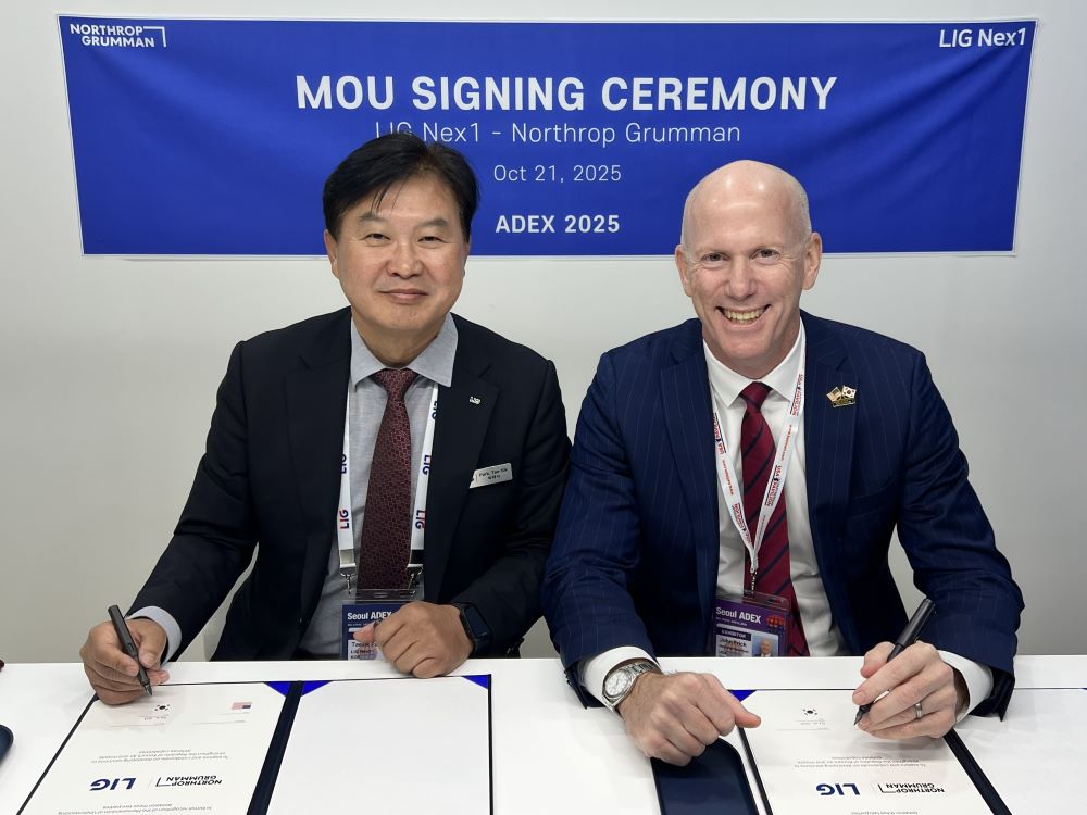 Left, Tae-Sik Park, (Left) president of missile system group at LIG Nex1 and John Frick, (Right) director of strategy and growth at Northrop Grumman signed a Memorandum of Understanding to collaborate on enhancing air and missile defense capabilities at Seoul ADEX International Aerospace & Defense Exhibition in Oct. 2025. (Photo: Northrop Grumman)