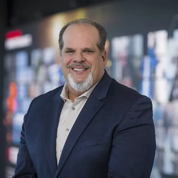 hon-corp-currier-jim-bio-photo-1400x1400